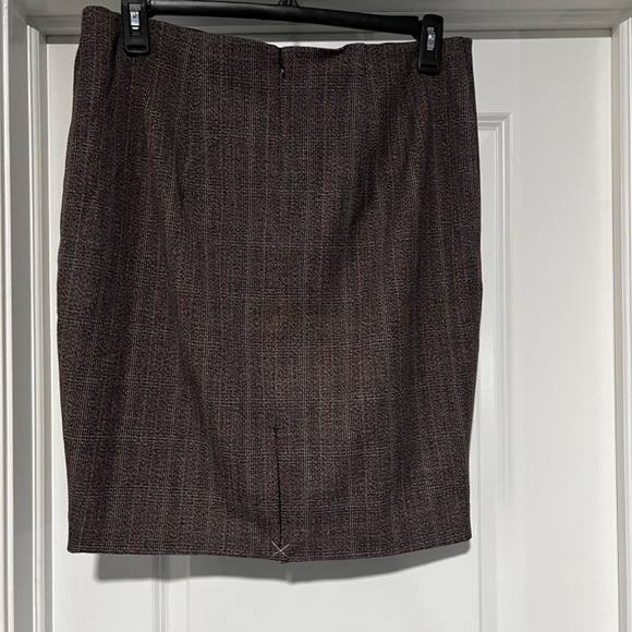 Express Lined Multi-Color Plaid Skirt. SZ 14. NWT - Picture 2 of 4